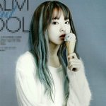 박보영 <b>하늘색</b> 머리로 찍은 화보