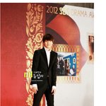 이민호 스크롤 압박 부르는 <b>전신</b> 사진, 귀공자 포스 물씬