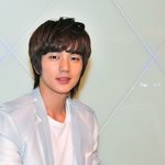 <b>정면</b> 사진은 자신 없다는 유승호