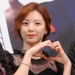 박수진 시스루 원피스 패션~