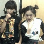 <b>삐딱</b>한 포즈도 매력있는 아이돌