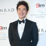 이렇게 싱글벙글 광대 터지는 신랑 처음 봄ㅋㅋㅋㅋㅋㅋㅋㅋ