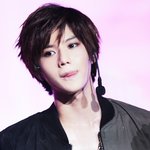 <b>샤월</b>있나....나 입덕함.....