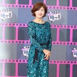 예지원ㅋㅋ 옷은 이상한데 멋있음ㅋㅋㅋ