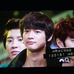 박찬열 머리크기봐;;; 존나<b>크다</b>