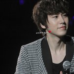 신은 규현에게 두개 빼고 다 주신듯