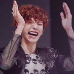 떠오르는 얼굴 <b>낭비</b>甲 남자 아이돌