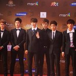 골든디스크레드카펫 비스트(<b>용준형</b>못생겼네)