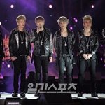 <b>b.a.p</b> 방금 상받았네 ㅎㅎㅎㅎ