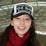 공항 <b>민낯</b>도 자신있는 여자 아이돌