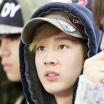 공항 <b>민낯</b>도 굴욕 없는 남자 아이돌