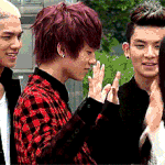 <b>틴탑</b> 방금 입국했나봐