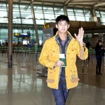 김수현 공항패션~ ^^ 수지랑 같이 태국으로 <b>동반</b>출국했다던데~~??