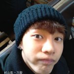 은근 <b>모자</b>에 집작하는 아이돌