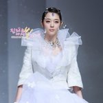 <b>웨딩</b>드레스 잘 어울리는 아이돌