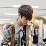 비실거릴 것 같은 男 아이<b>돌들</b>