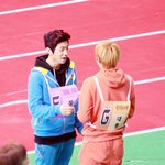 아육대가서 친목질 엄청 하고온 틴탑
