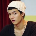 평범한 <b>털모자</b>도 멋진 아이돌