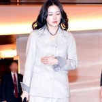 정치인 아내 느낌 나는 최근의 이영애