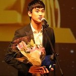 드디어 앞머리 내린 김수현!!!