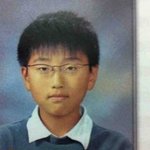 <b>졸업</b>사진 감추고 싶을 것 같은 남자 아이돌