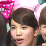 나름<b>송이</b>야. 얘가 더 이뻐.