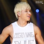 웃을 때가 제일 못생긴 <b>강대</b>성(혐짤 주의)
