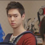 고경표 김지훈, 백팩들고 다투는 안구정화 상남자 둘