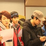 요즘 <b>두건</b> 패션이 심취한 로이킴 스릉흔드+_+