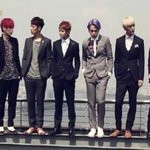 구멍없는 그룹 비스트