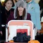 토끼랑 <b>싱크</b>로 쩌는 산다라박 최근 공항 패션ㅋㅋ