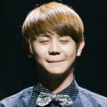 헤..헤헿...<b>요</b>..<b>요섭</b>아...이거 머..먹을래...?