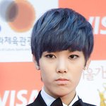 근데 <b>젤로</b> 머리 또염색한거야?