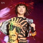 춤출때 <b>표정</b>이 격했던 여자 아이돌들