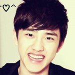 <b>눈웃음</b>이 씹덕 터지는 경수