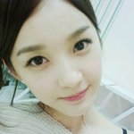 아 강민경이랑 하루라도 <b>사</b><b>겨</b>봤으면 좋겠다.....