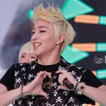 ㅋㅋㅋㅋㅋ마이크땜에하트를못붙혀