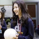 팬들이랑 생일 맞이 체육대회 한 박신혜