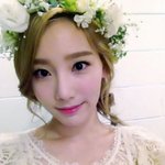 <b>꽃</b>보다 더 빛나는 아이돌 <b>미모</b>