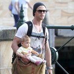 아직도 딸을 핫도그처럼 드는 <b>크리스</b> 헴스워스ㅋㅋㅋ