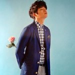 물이 오르긴 오른 서인국... <b>반바지</b> 입은 화보ㅠㅠ