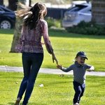 엄마 미란다커랑 술래잡기 하는 <b>플린</b>이ㅎㅎㅎ