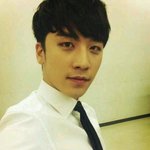 승리 <b>트윗</b>에 사진