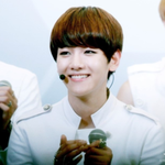 백현이
