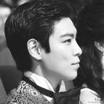 탑<b>옆</b><b>선</b>