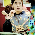 근데틴탑<b>창조</b>뮤비에서눈썹...