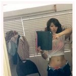 복근까지 키운 최근 전효성...