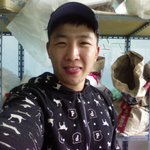 23살 <b>닉쿤</b> 닮은 남자입니다 ㅋㅋㅋ