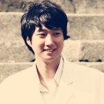 둘 중 누가 더 <b>훈훈</b>해요???