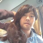 ◑전현무 여장 사진~ 긴 생머리에 거뭇거뭇한 <b>수염</b>~~ㅋㅋ